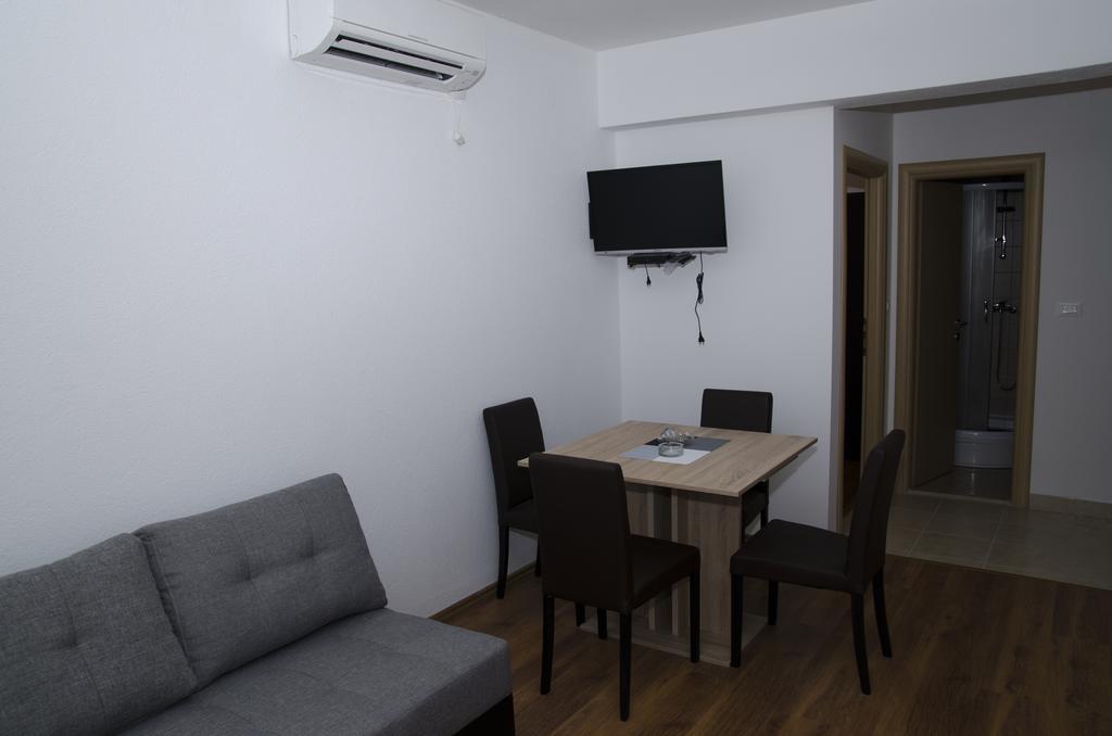 Apartments Deak Janjina Quarto foto